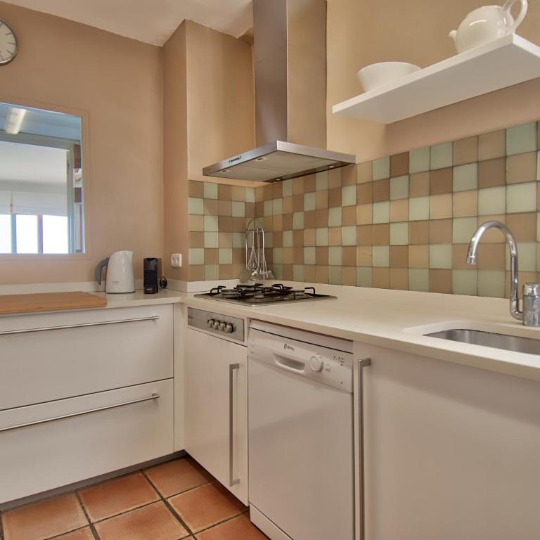 Exclusive Position Front Line Apartments Calau - Apartamento - 12