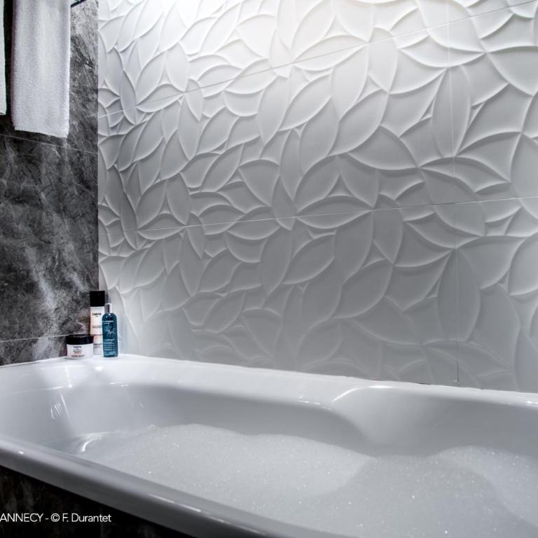 Impérial Palace - Suite Junior - Accès au Spa Inclus - Réservation Nécessaire - 2
