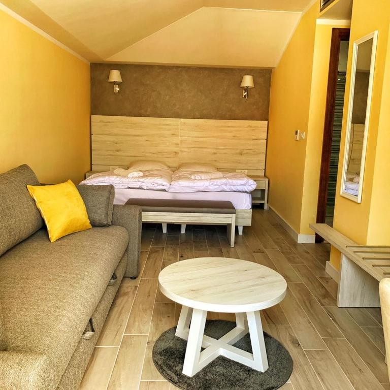 Hotel Pierina - Dvokrevetna Soba sa Bračnim Krevetom ili Zasebnim Krevetima, i Pomoćnim Ležajem - 9