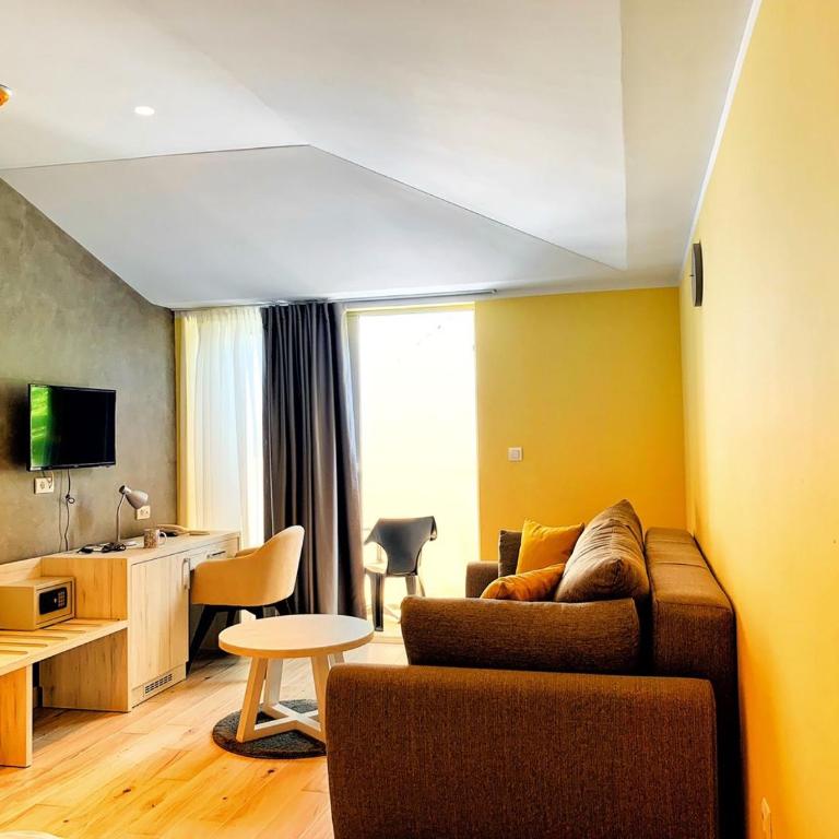 Hotel Pierina - Dvokrevetna Soba sa Bračnim Krevetom ili Zasebnim Krevetima, i Pomoćnim Ležajem - 8