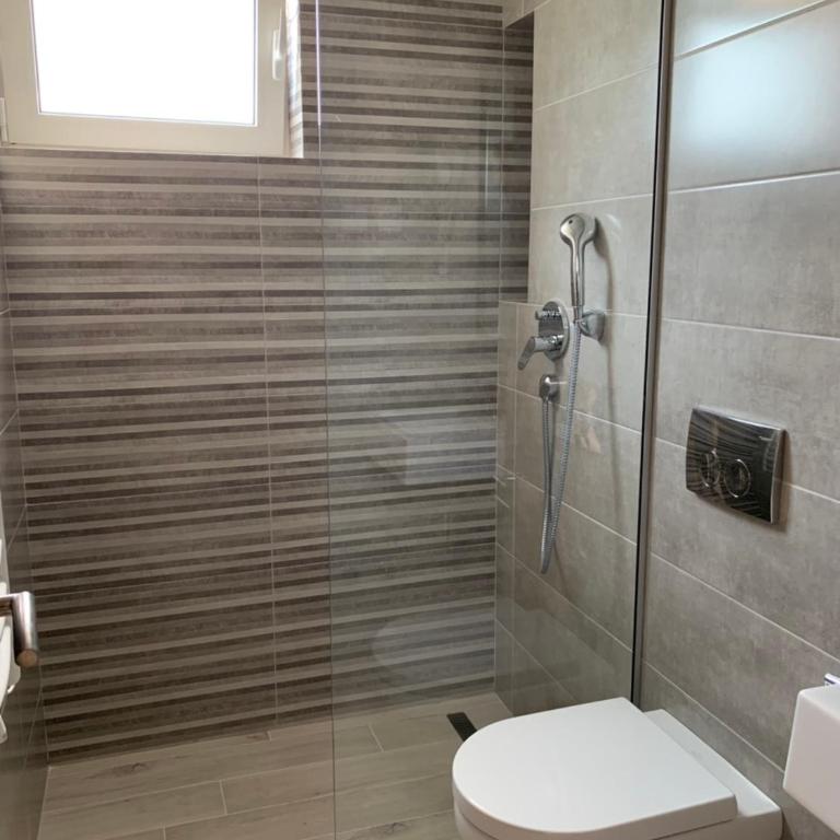 Hotel Pierina - Dvokrevetna Soba sa Bračnim Krevetom/Zasebnim Krevetima i Terasom - 7