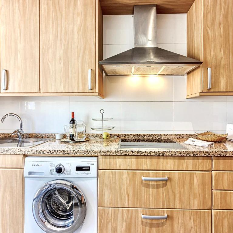 Spacious Apartment with Garden & Terrace - Apartment - Ground Floor - 30