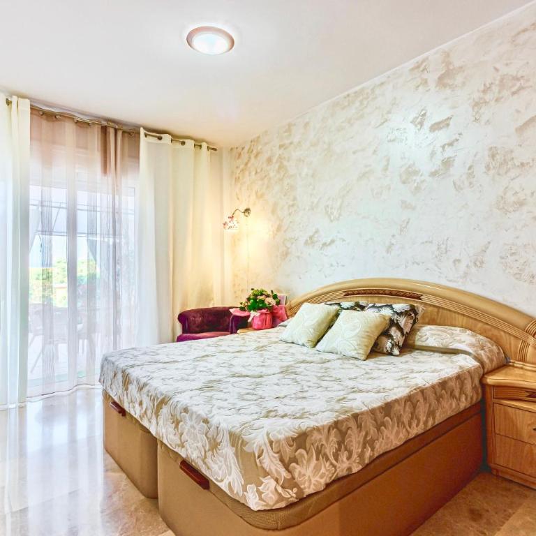Spacious Apartment with Garden & Terrace - Apartment - Ground Floor - 19