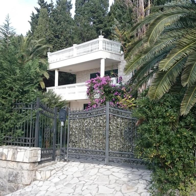 BG Villa, Apartment L - Two-Bedroom Apartment - 1