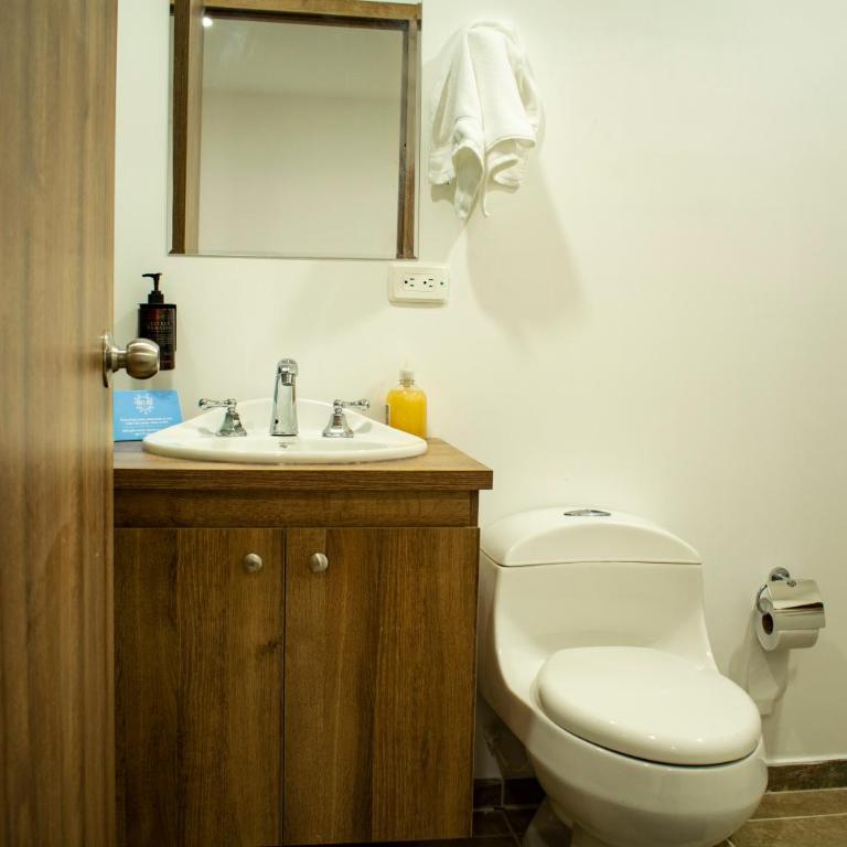 El Reloj Casa Hotel - Deluxe Double or Twin Room - 1