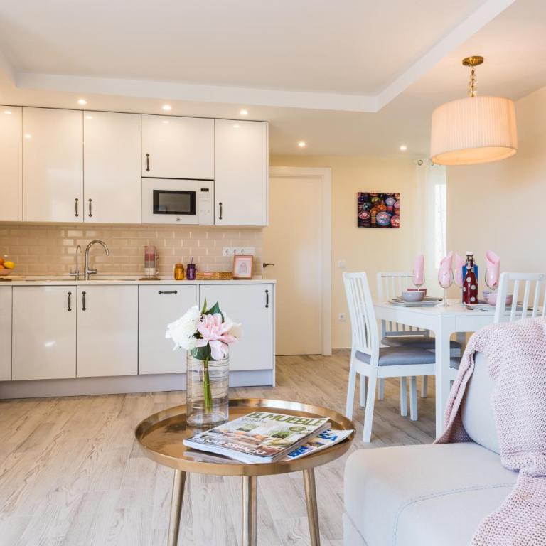 Malaga Centre Apartment with Parking - Apartamento de 2 dormitorios - 13