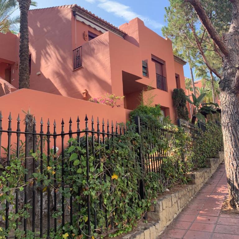 Beachside Apartment in Marbella - Apartamento de 3 dormitorios - 84