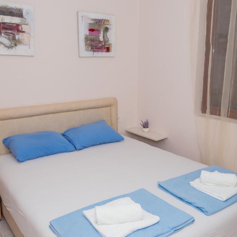 Apartments Vjera Petrovac - Deluks Studio sa Bračnim Krevetom (King-size) - 10