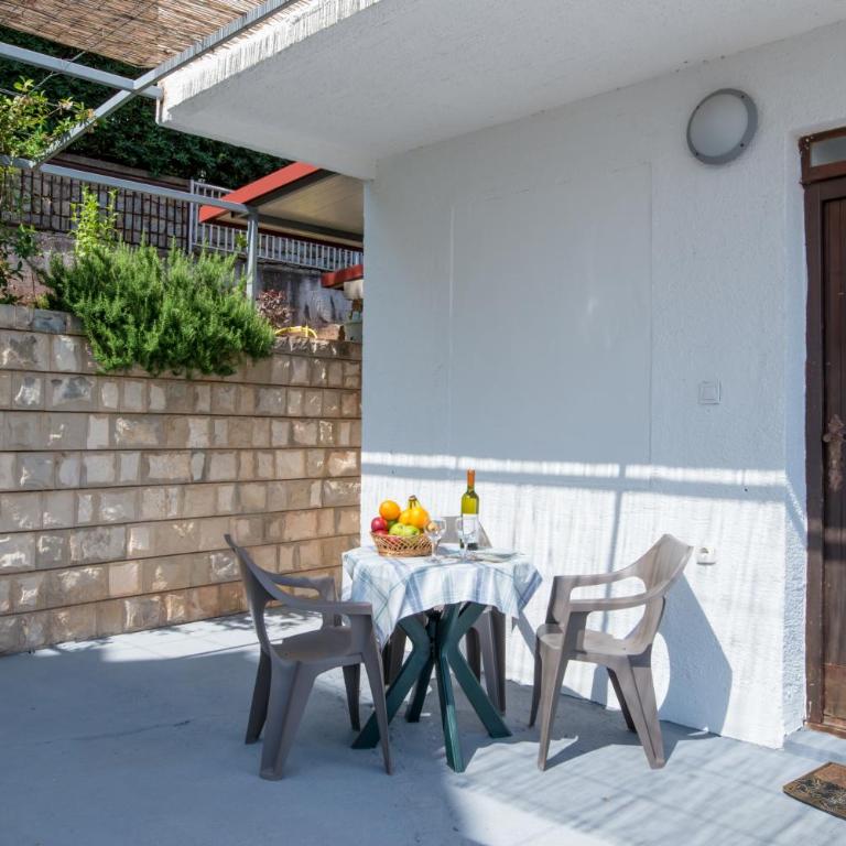 Apartments Vjera Petrovac - Deluxe King Studio - 13