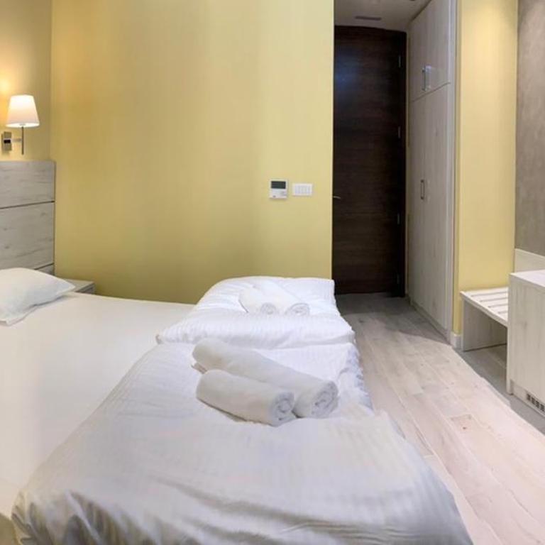 Hotel Pierina - Dvokrevetna Soba sa Bračnim Krevetom/Zasebnim Krevetima i Terasom - 4