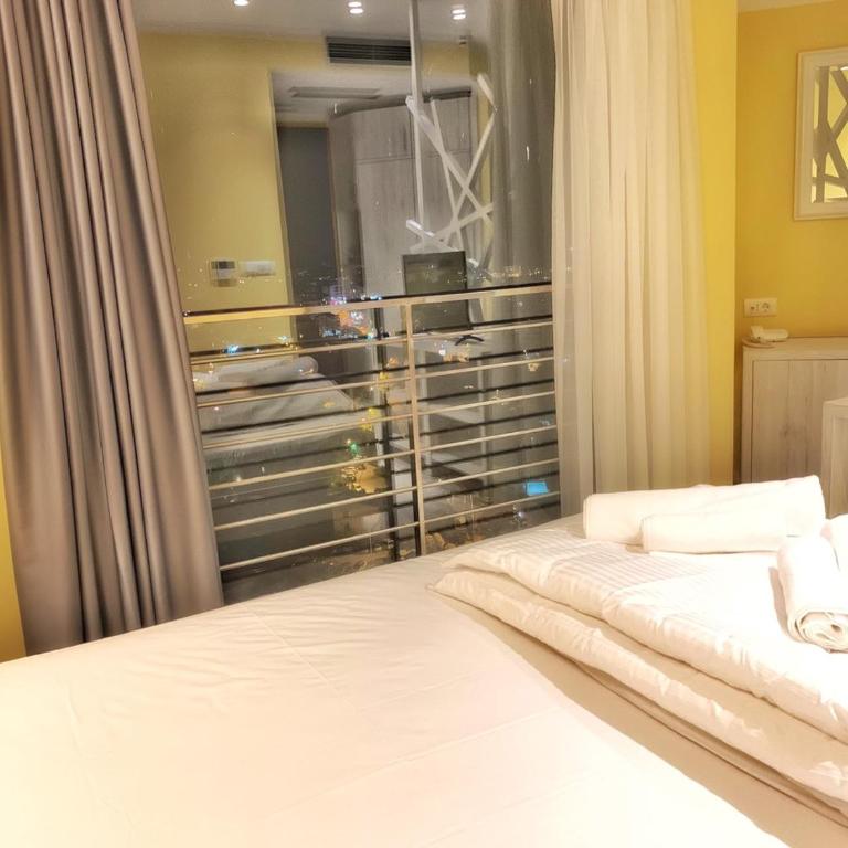 Hotel Pierina - Deluks Dvokrevetna Soba sa Bračnim Krevetom i Pogledom na More - 8