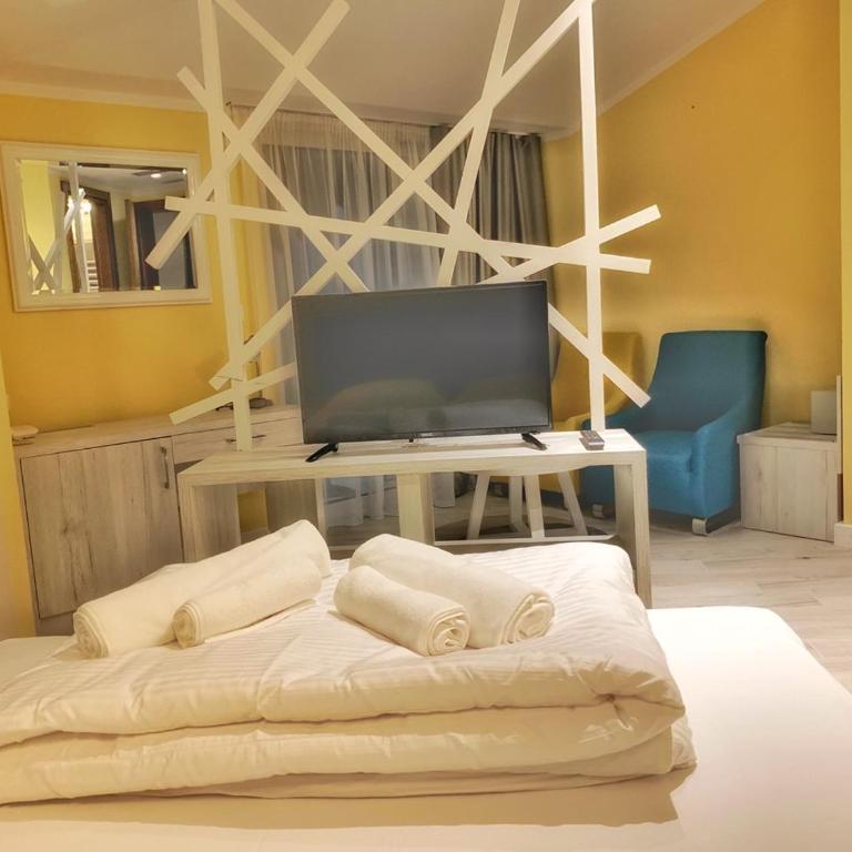 Hotel Pierina - Deluks Dvokrevetna Soba sa Bračnim Krevetom i Pogledom na More - 6