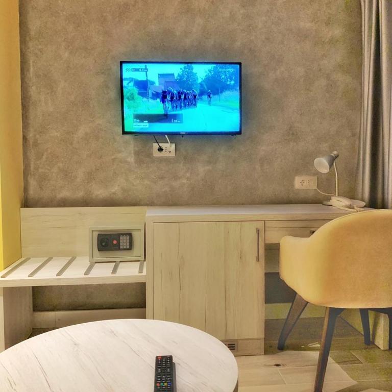 Hotel Pierina - Dvokrevetna Soba sa Bračnim Krevetom ili Zasebnim Krevetima, i Pomoćnim Ležajem - 4