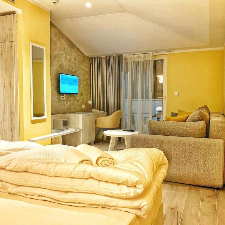 Hotel Pierina - Dvokrevetna Soba sa Bračnim Krevetom ili Zasebnim Krevetima, i Pomoćnim Ležajem - 3