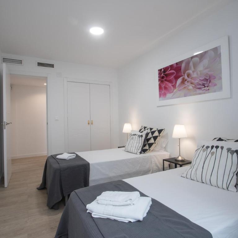 Stylish *NEW* Apartment in Alicante w/ 4 bedrooms - Apartment - 21