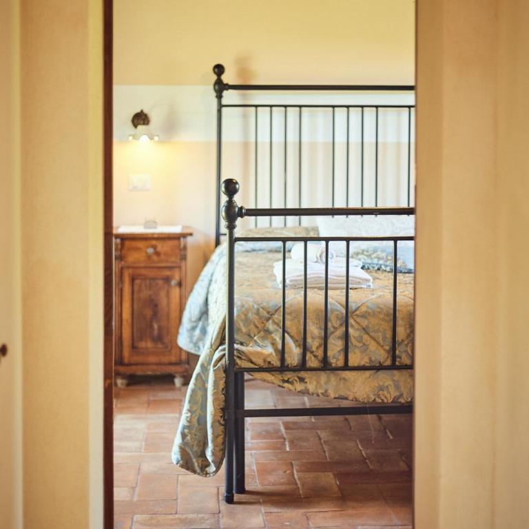 Agriturismo Palazzi Del Papa - Camera Matrimoniale - 8