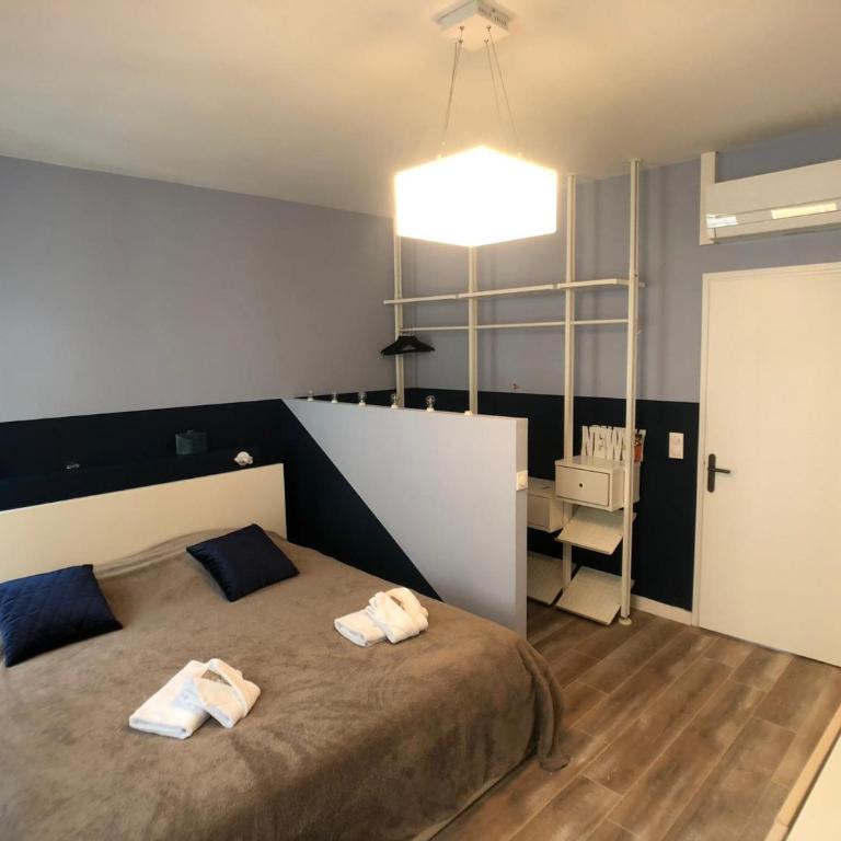 LE PETIT AVIGNONNAIS - LA VIE DE REVE - INTRAMUROS - CENTER - Apartment with Garden View - 13