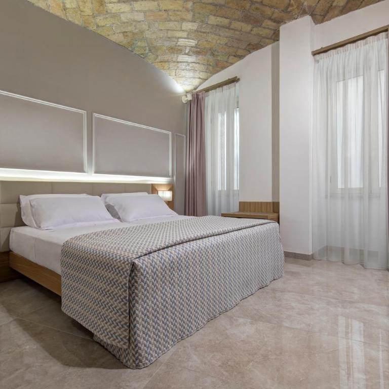 Magica Luna Boutique Hotel - Roma - Camera Matrimoniale Superior - 4