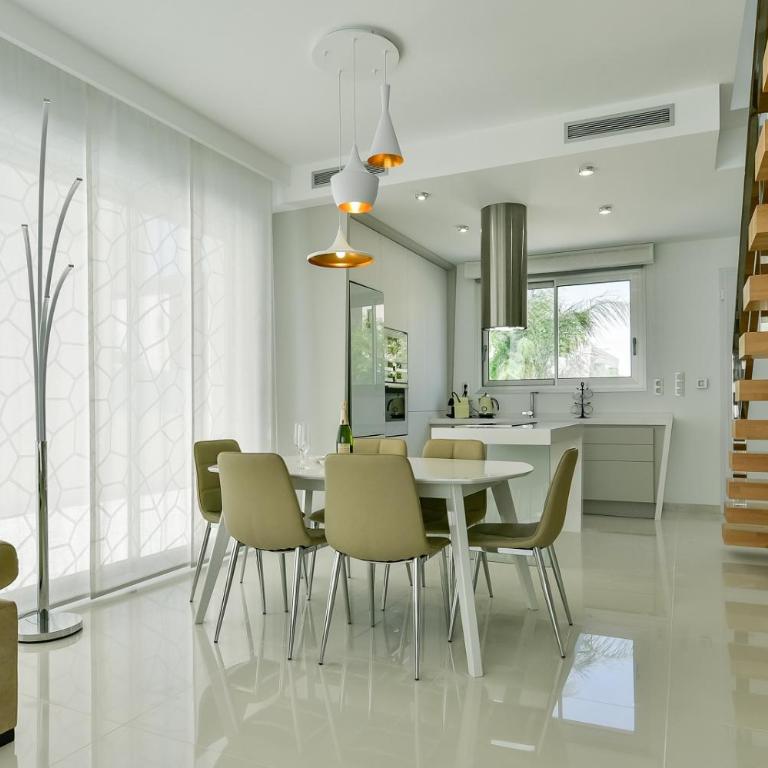 Casa Mazal, Lujosa villa Independiente a 150m del mar - Casa de 4 dormitorios - 8
