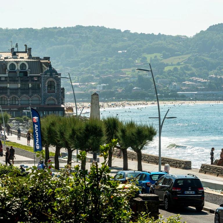 Première ligne de plage, face à la mer - Appartement 3 Chambres - 30