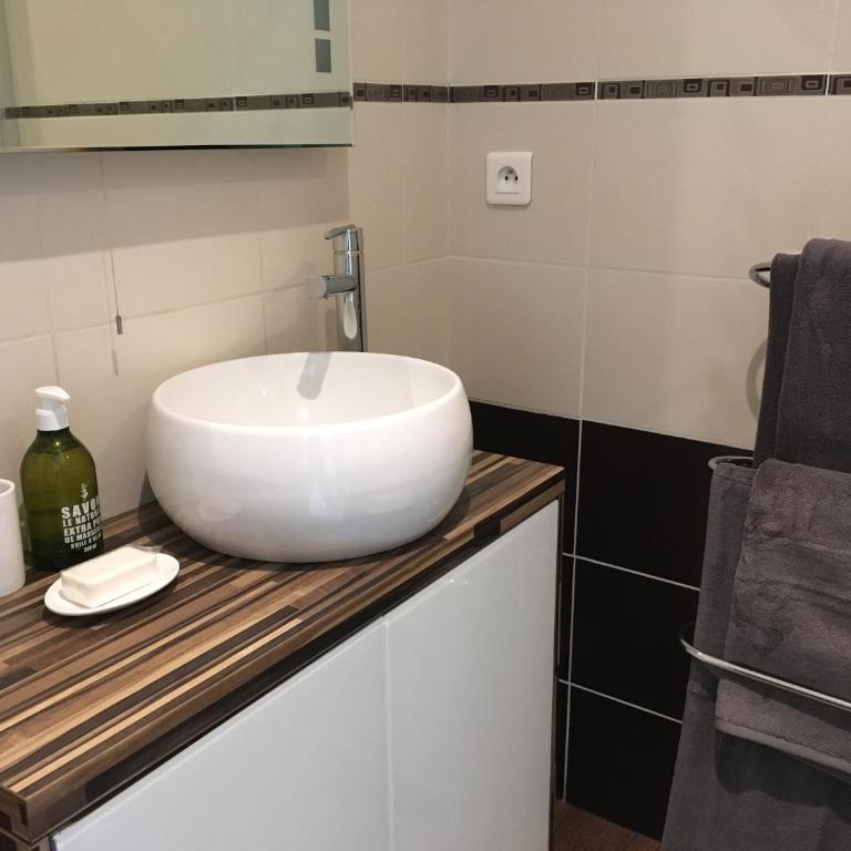 Cosy One-Bedroom Apartment -StayInAntibes- Le Cosy - Appartement avec Balcon - 13