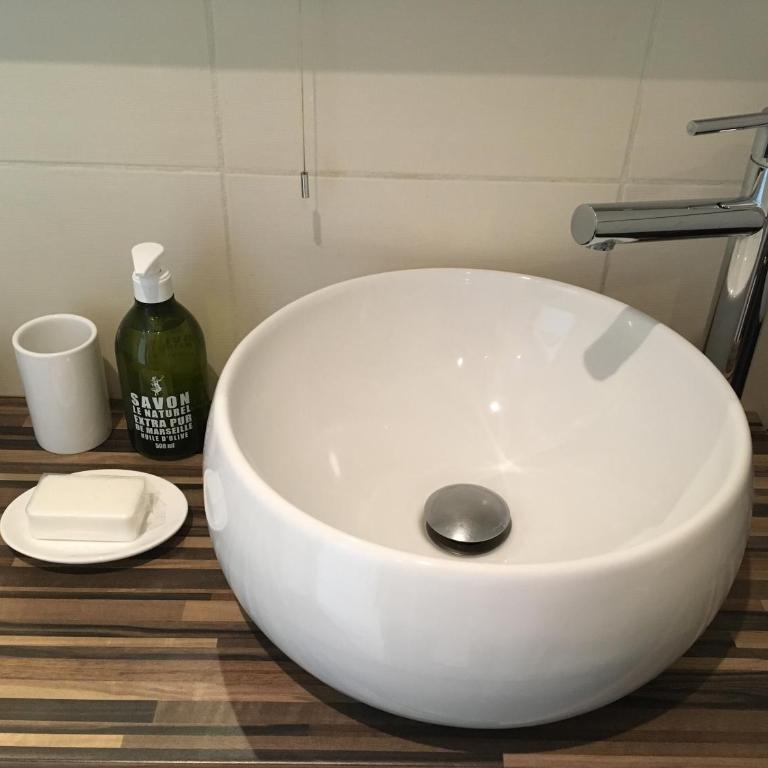Cosy One-Bedroom Apartment -StayInAntibes- Le Cosy - Appartement avec Balcon - 12