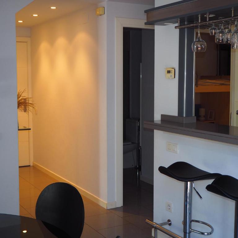 Saromar II Apartament amb dues terrasses per 6 persones a 5 minuts de la Platja Gran - Apartamento con terraza - 14