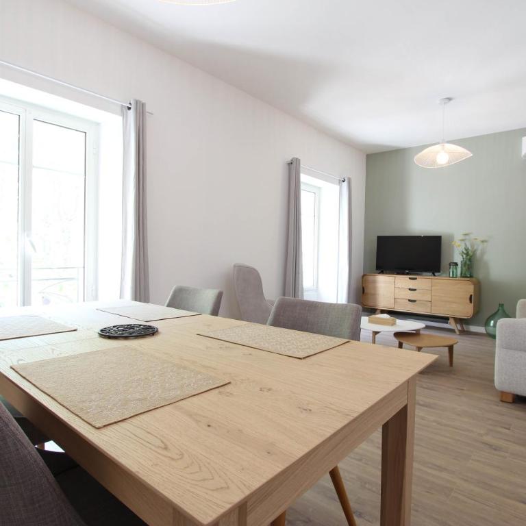 "La place du village" - Appartement - 4