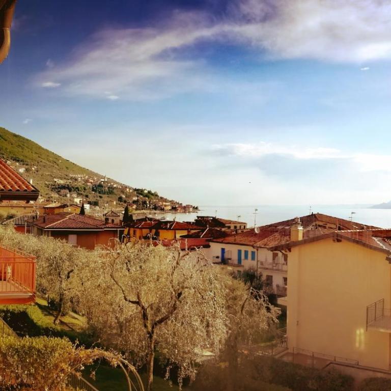 Residenza Cristina - Appartamento con 2 Camere da Letto e Balcone - 3