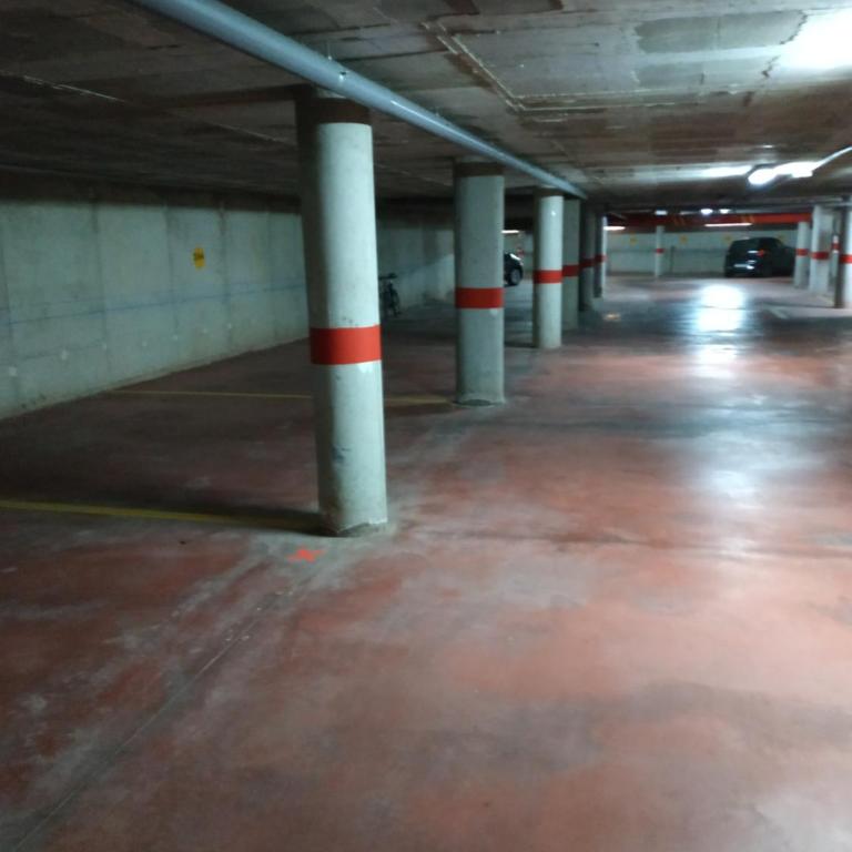 Apartamento con plaza de garaje en Urbanización las Góndolas - Apartamento de 2 dormitorios - 26