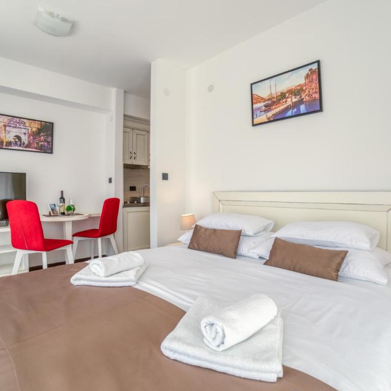 Casa Nuova - Studio Apartment with Sea View - 12