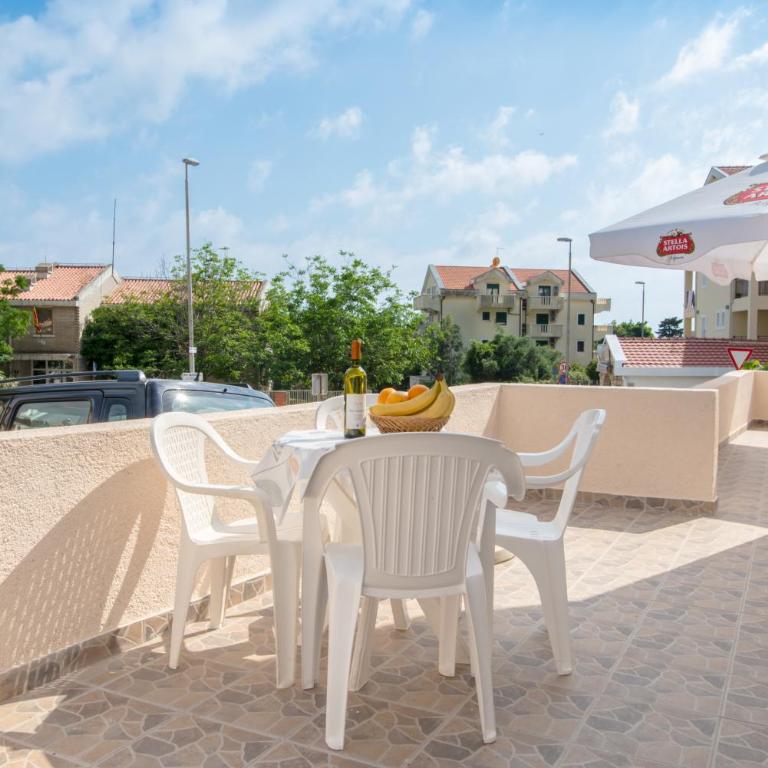 Apartments Vjera Petrovac - King Studio with Sofa Bed - 1