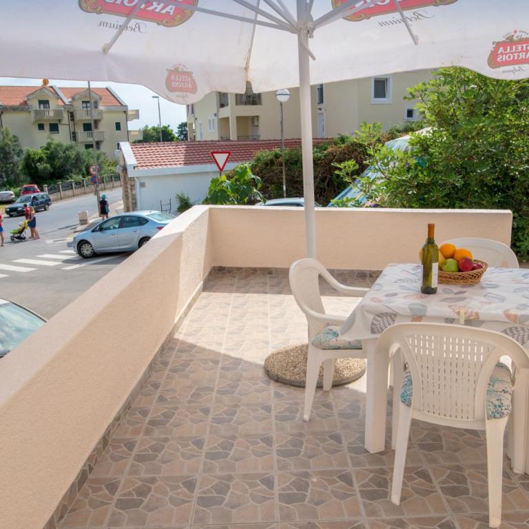 Apartments Vjera Petrovac - King Studio with Sofa Bed - 2