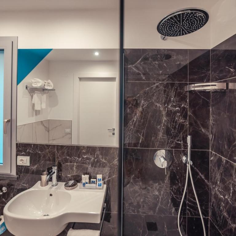 Nautilus Hotel - Camera Matrimoniale Comfort - 6