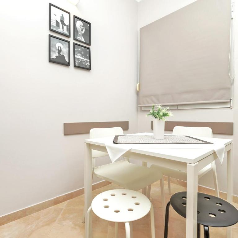 Apartments Marilu - Studio with Garden - 10