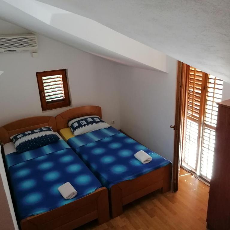 Apartment Aleksandar - Two-Bedroom Apartment - 3