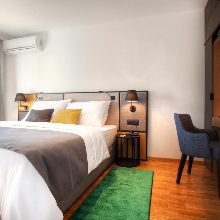 Fontana Hotel & Gastronomy - Apartman Tipa "Suite" s Pogledom na Grad - 2