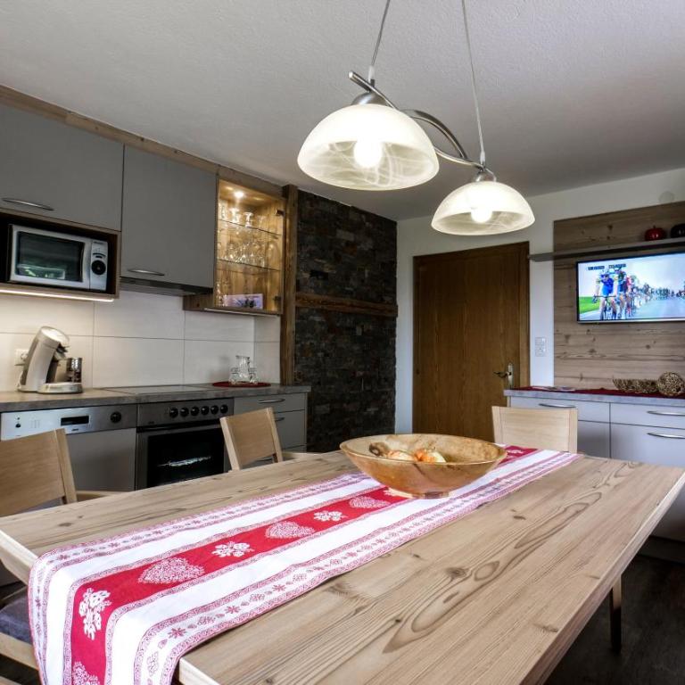Apart Tyrol - Two-Bedroom Apartment with Terrace - 7