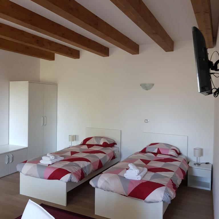 Agriturismo Kralj - Camera Doppia con Letti Singoli - 1