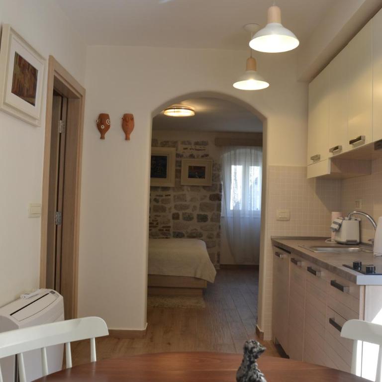 Apartmani Art Karampana - Superior Studio - 7