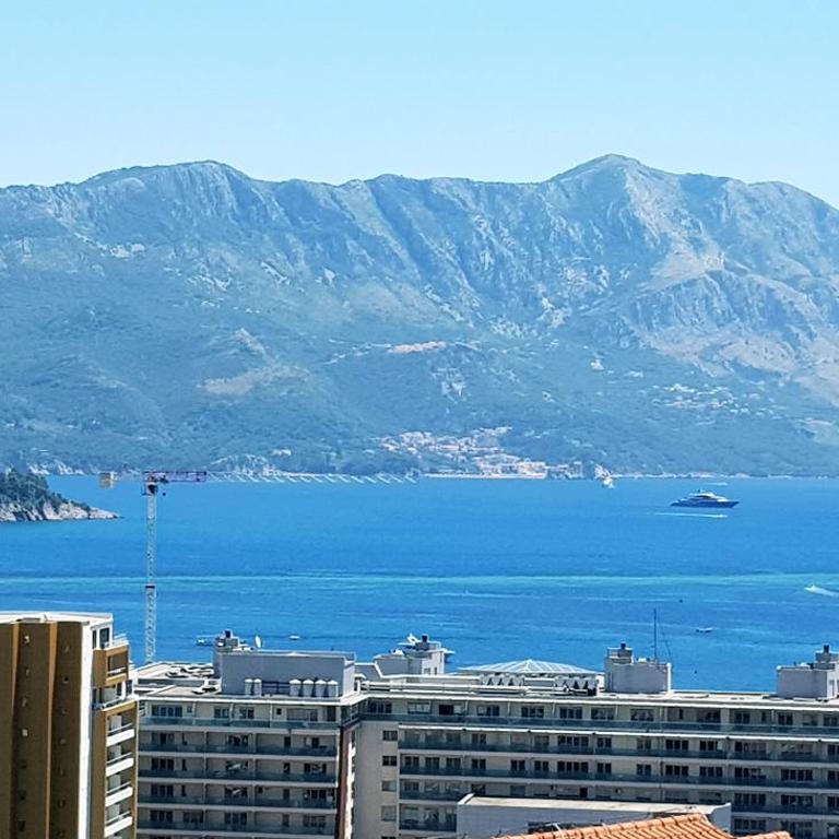 Hotel Pierina - Deluks Dvokrevetna Soba sa Bračnim Krevetom i Pogledom na More - 4