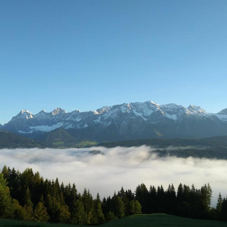 Ferienwohnungen Reinbacher - Primps - Apartment mit Blick auf die Berge - 7