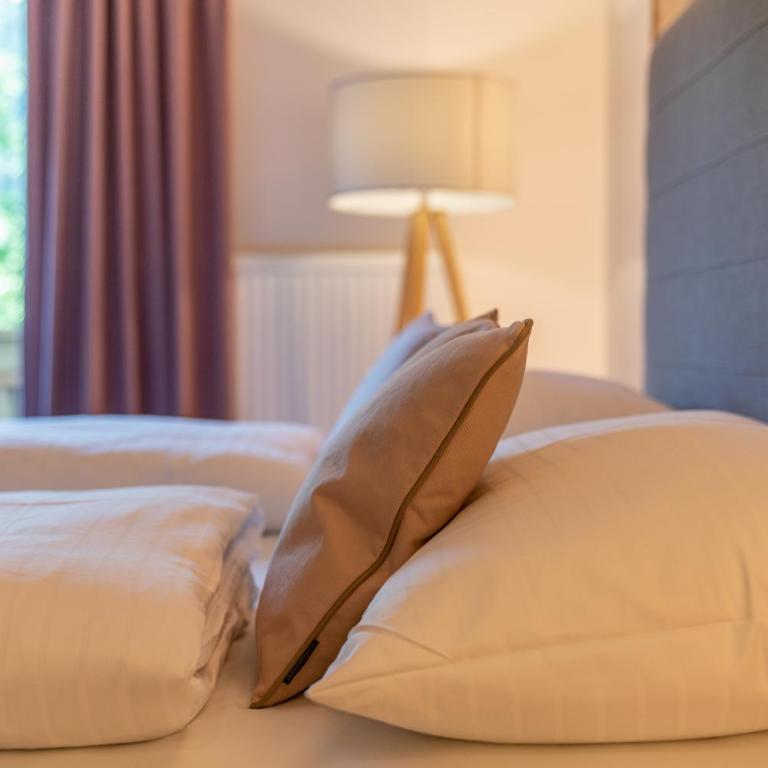 Stadtvilla Schladming Boutiquehotel - Deluxe Doppelzimmer mit Stadtblick - 6