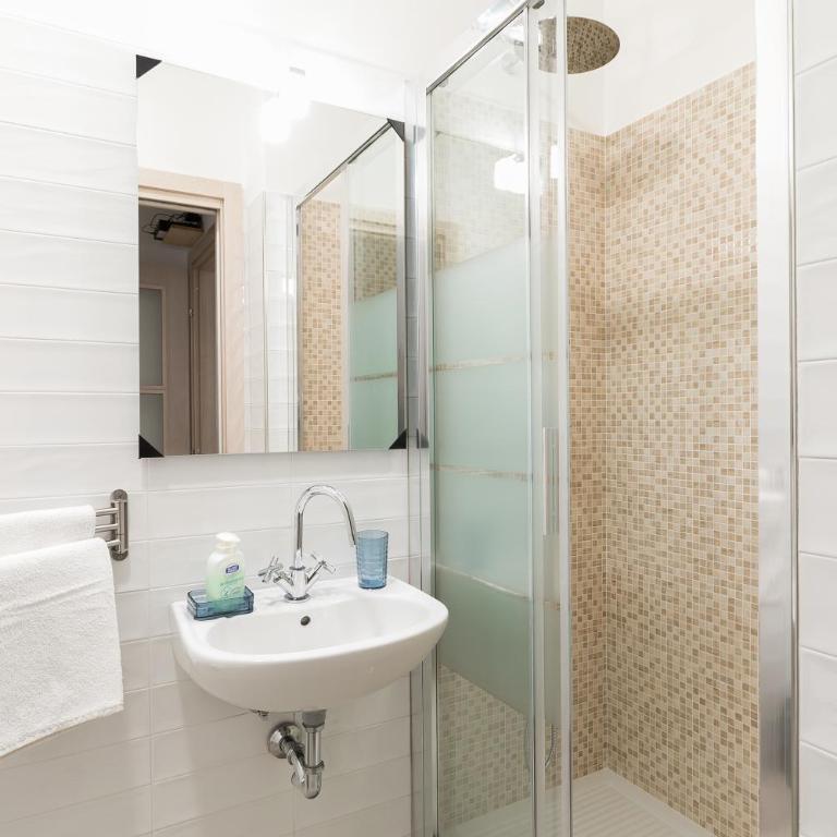 Stars Luxury Apartments 1 - Appartamento con 2 Camere da Letto - 39
