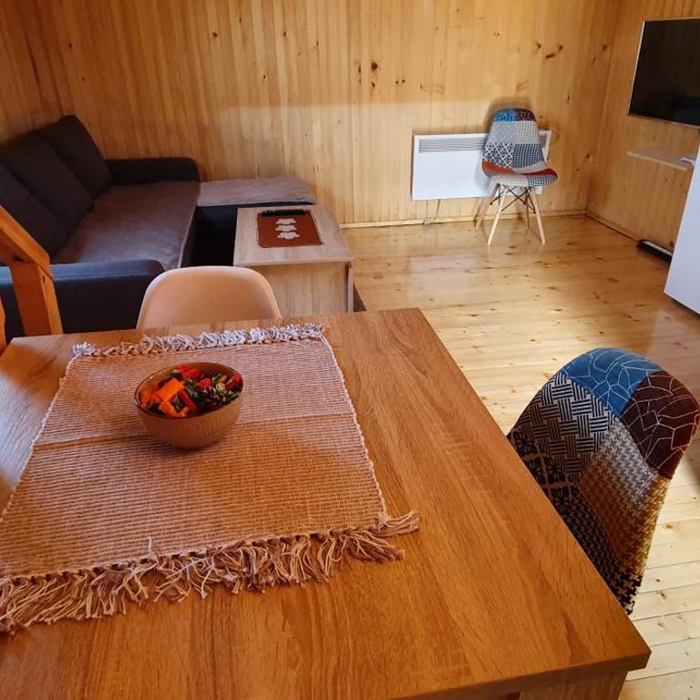 Black Pine - Vacation Home - 14