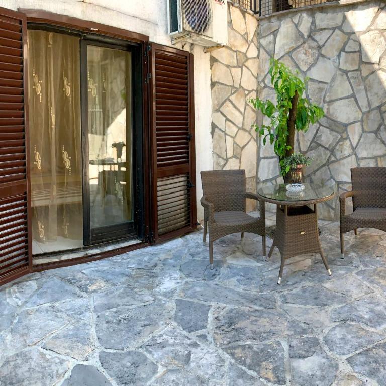 Villa Monte Boutique Apartments in Herceg Novi - Apartment with Balcony - 2