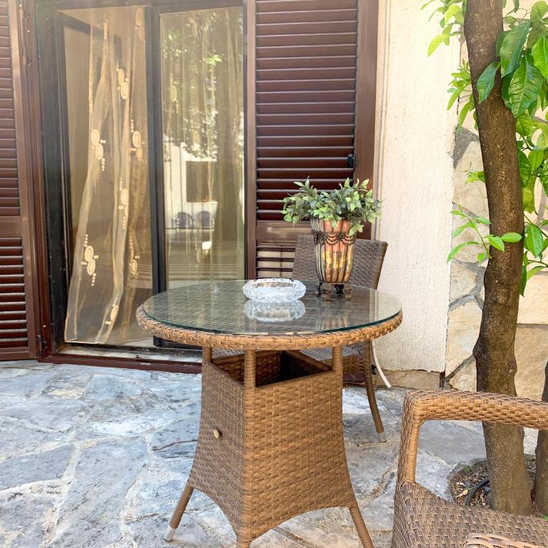 Villa Monte Boutique Apartments in Herceg Novi - Apartment with Balcony - 16