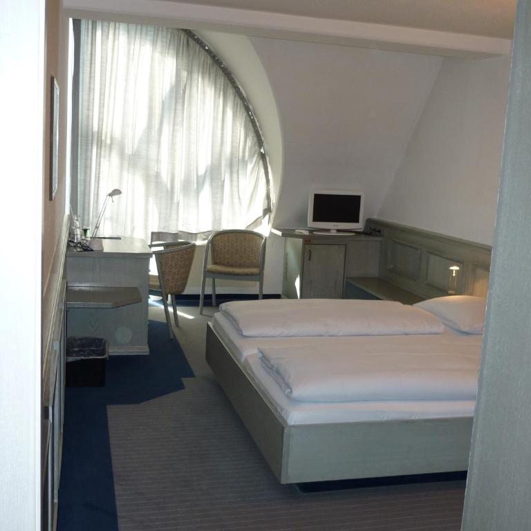 Avenue Hotel - Doppelzimmer - 20