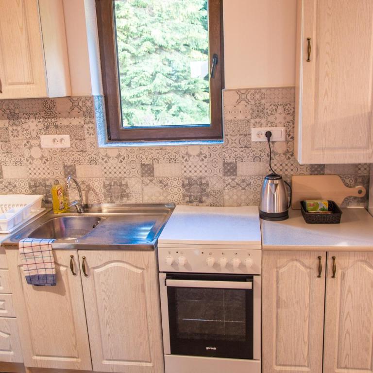 Wood Inn - Two-Bedroom Villa - 8