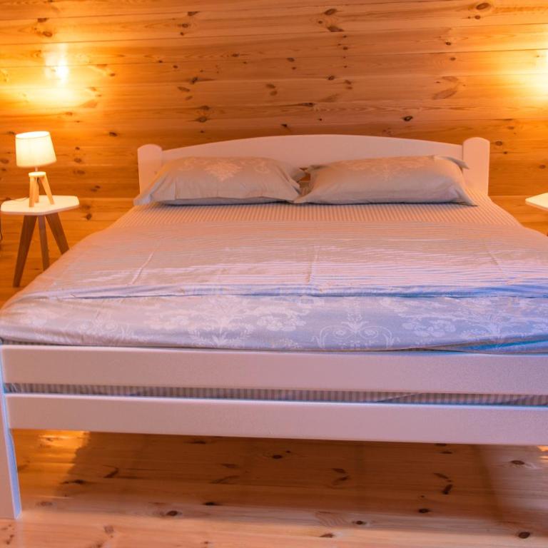 Wood Inn - Two-Bedroom Villa - 17